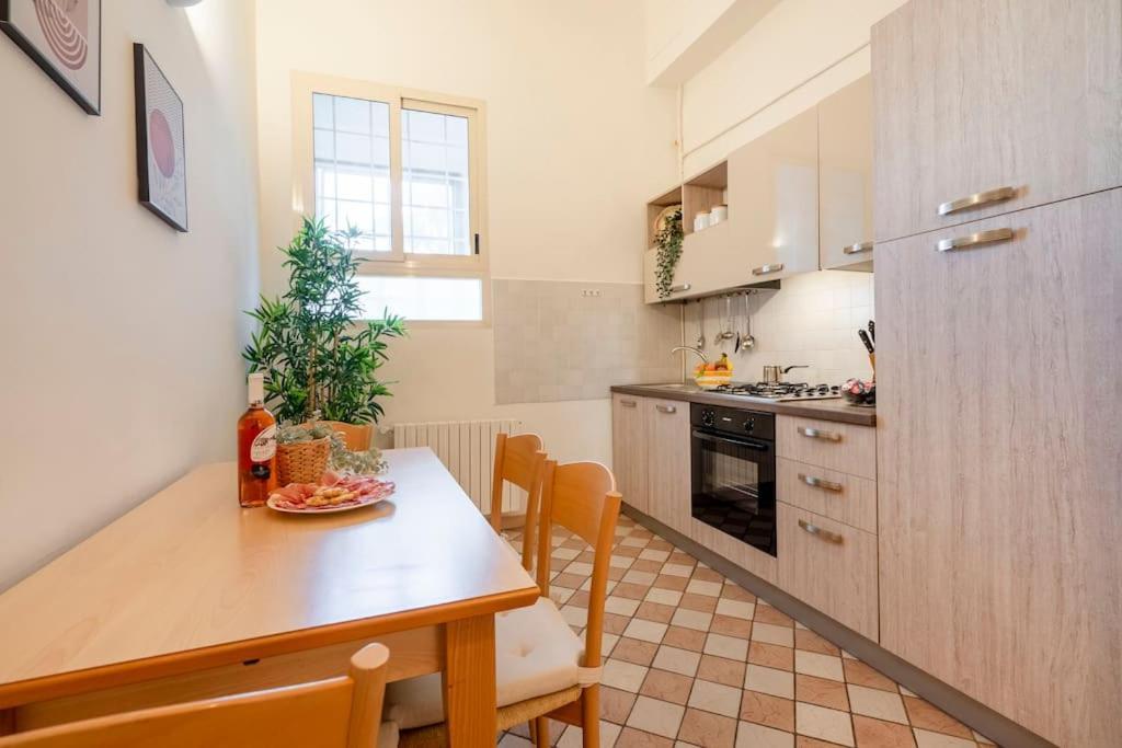 Ferienwohnung Oasi Corso Italia Bari Exterior foto