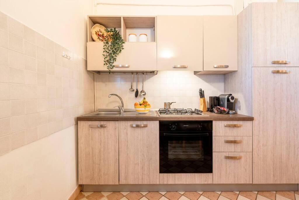 Ferienwohnung Oasi Corso Italia Bari Exterior foto