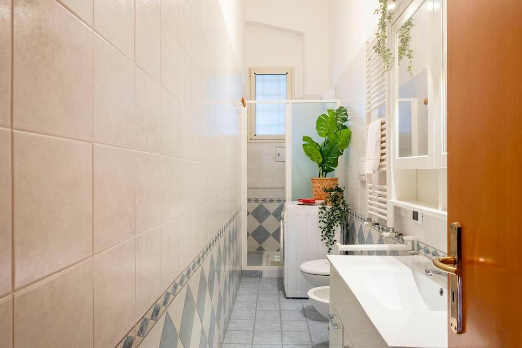 Ferienwohnung Oasi Corso Italia Bari Exterior foto