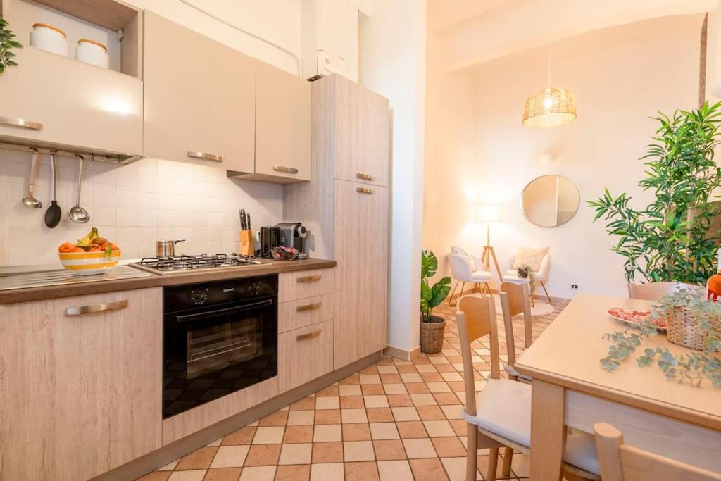 Ferienwohnung Oasi Corso Italia Bari Exterior foto